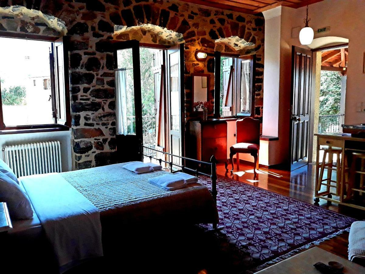 Archontiko Nikolopoulou Hotel Vytina Exterior photo